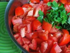 chopped tomatoes image