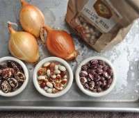 dried heirloom beans image