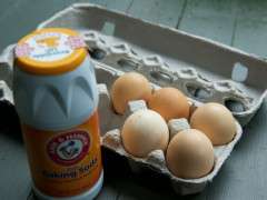 eggs and baking soda image