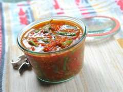 freeze green beans in tomato sauce image