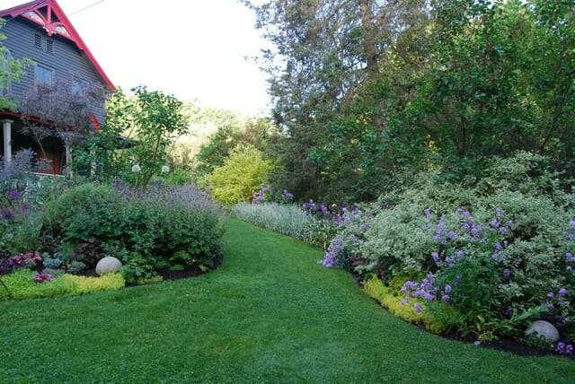 Margaret Roach front garden, May-June