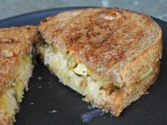 vegetarian reuben image